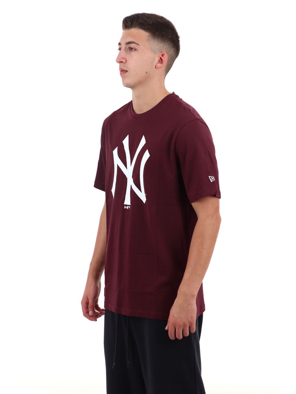 t-shirt-new-era-60590463-new-york-yankees-da-uomo-maroon-plus-bianco
