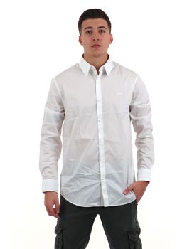 Camicia Guess M1YH20 W7ZK1 da uomo bianca.