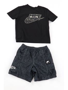 Set Nike 86P001 da bambino nero.