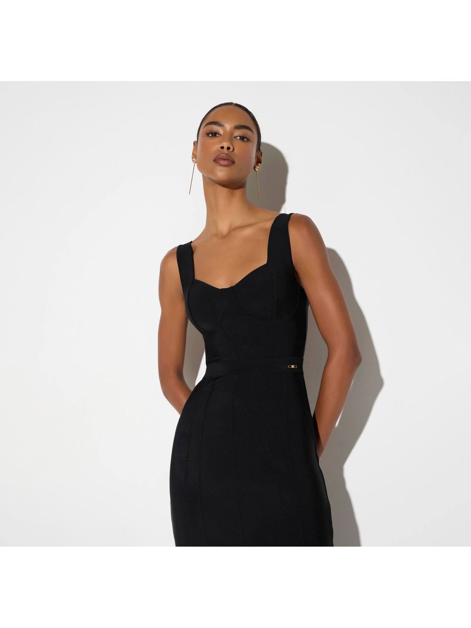 abiti-elisabetta-franchi-ab98566e2-da-donna-nero