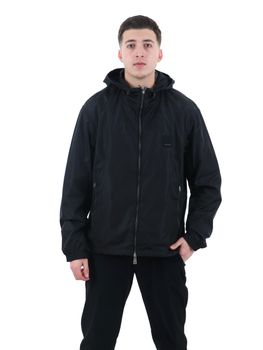 Giubbino Armani Exchange xm000342 da uomo nero.