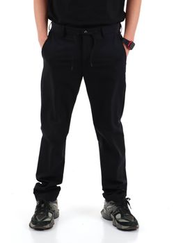Pantalaccio Four.ten T9190 da uomo nero.