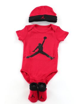 Set Nike Jordan LJ0041 RK2 per neonati rosso.